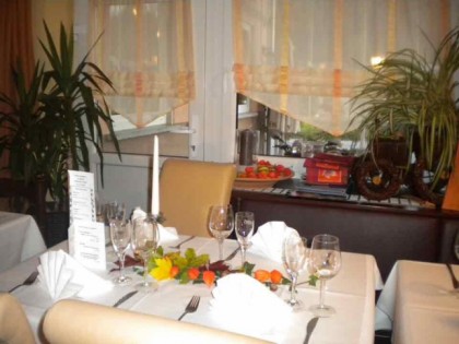 Foto: Friedenseiche Bei Nestor